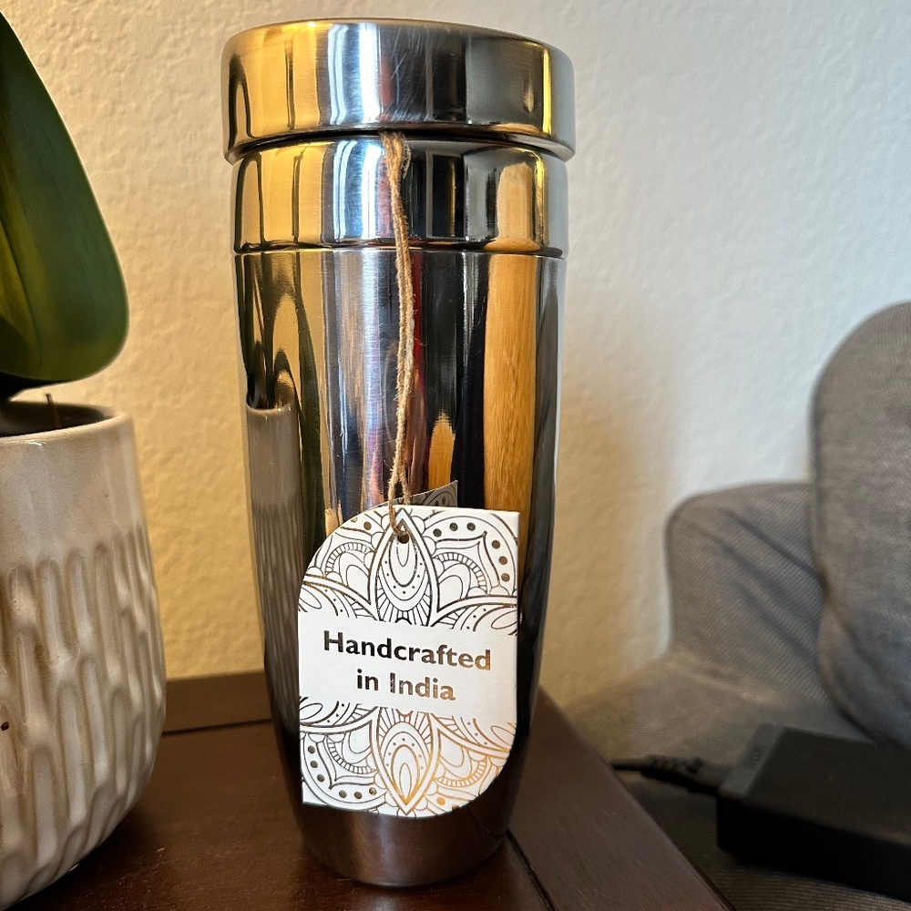 Cocktail shaker